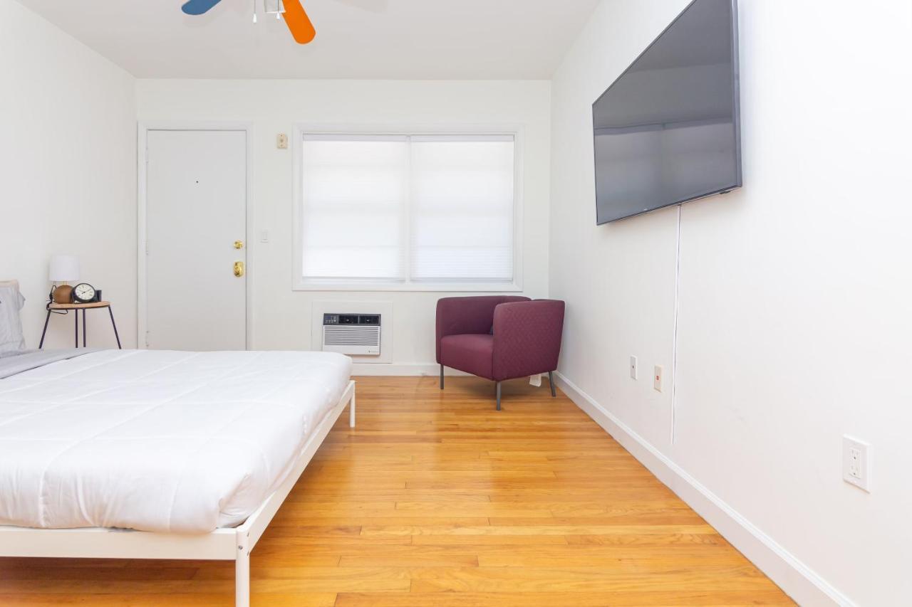 شقة Fort Lauderdale Free Parking Studio - 5 Minutes To Las Olas Beach المظهر الخارجي الصورة